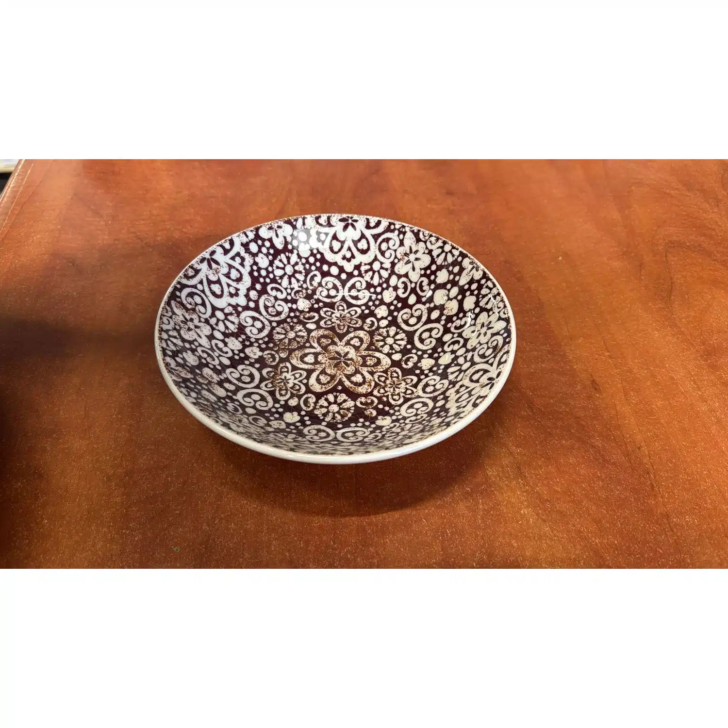 3256391032787-r1 Assiette creuse Folly en grès décor dentelle - Carrefour – Image 1