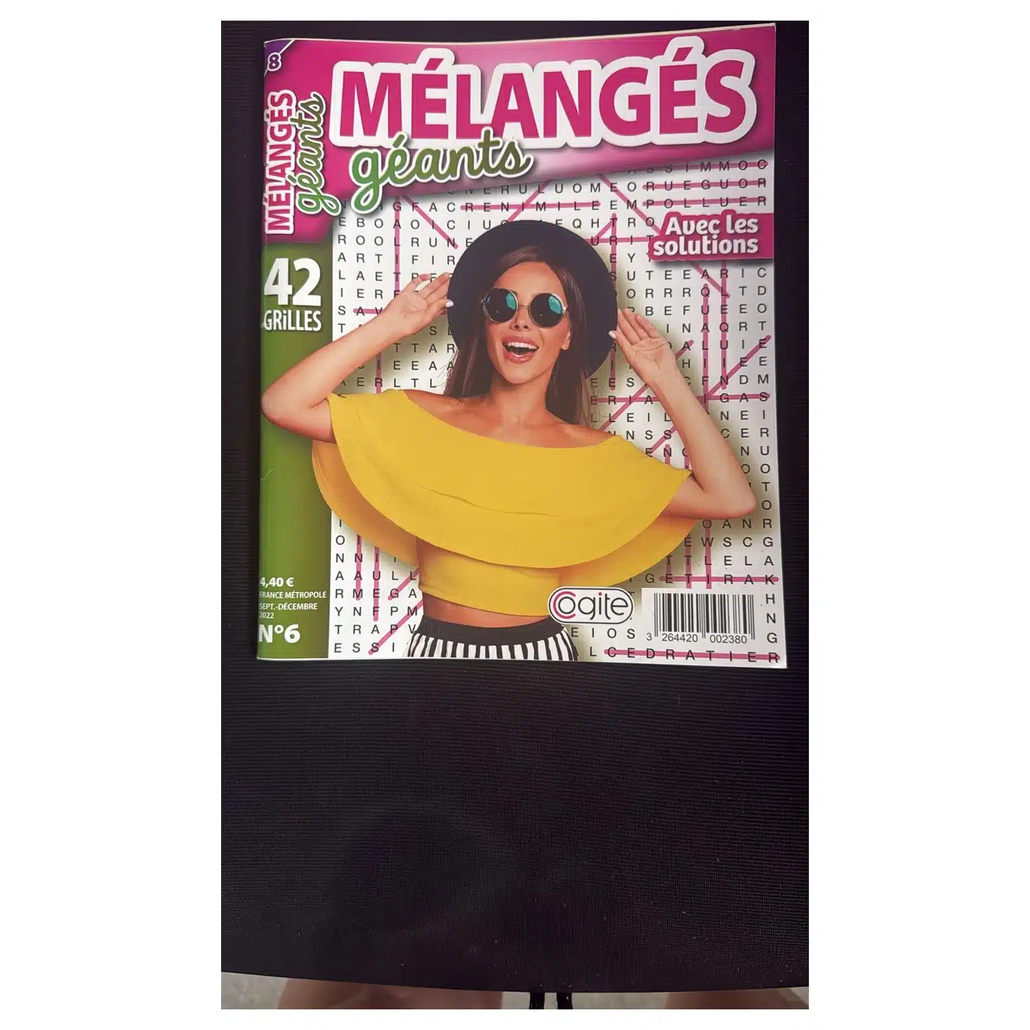3264420002380 Magazine Mots Mêlés Mélangés Géants N°6 - 42 grilles - Cogite – Image 1